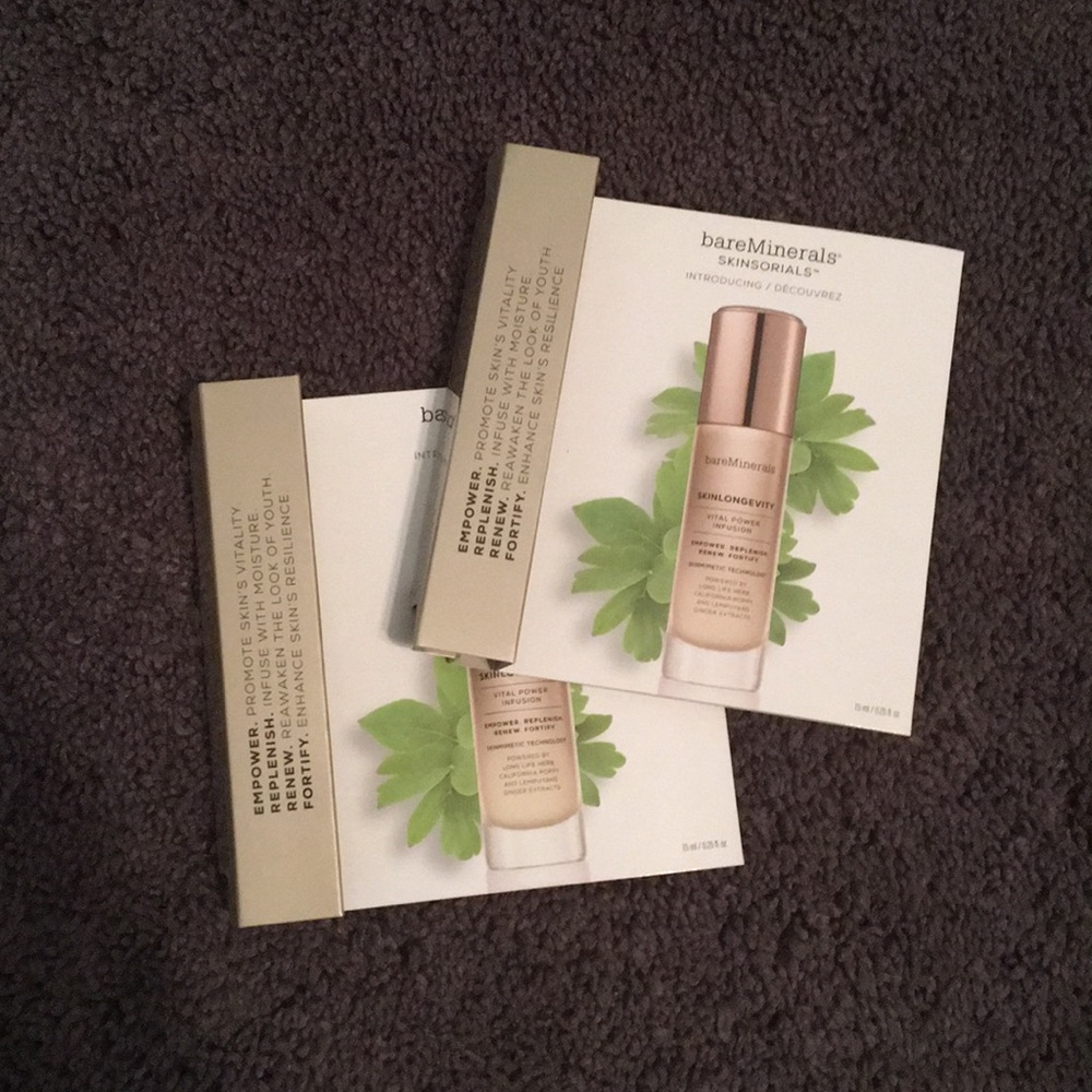 Bare minerals skinlongevity serum! (Sample sized)